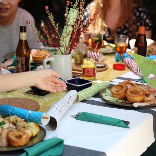 Giornata Mondiale dell'Alimentazione: celebriamo a tavola e riflettiamo sulla dipendenza da cibo