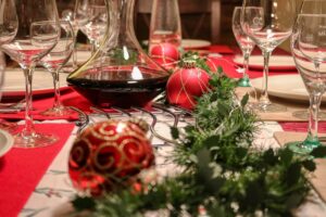 Vini per il Natale 2023. I migliori da versare a tavola