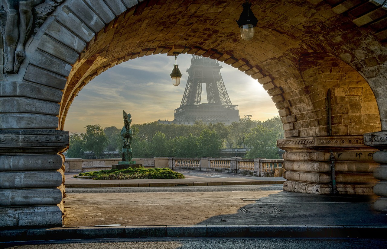 L’inaugurazione della Tour Eiffel avveniva 135 anni fa. Simbolo di progresso, diventato icona nel mondo